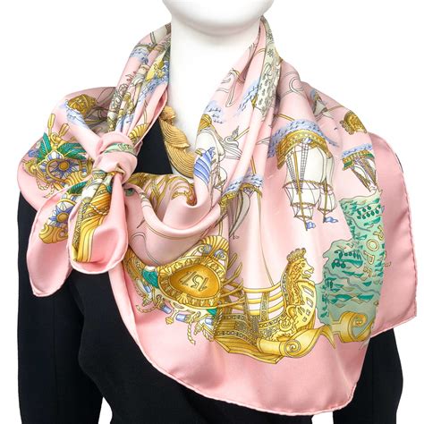 Voiles de Lumiere Hermes Scarf by Joachim Metz – Chic 